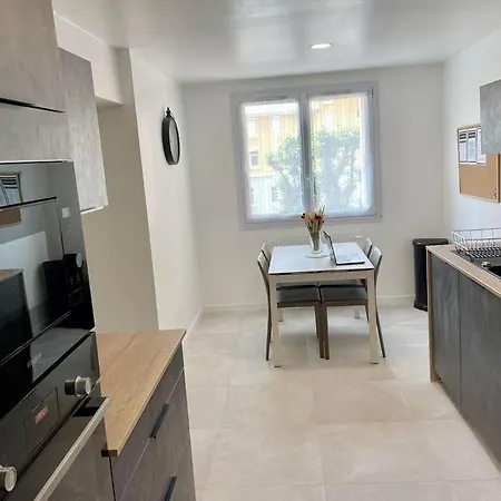 Apartment Le Bois St Hubert - T4 - Clim, Balcon, Parking Valence (Drome)