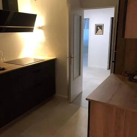 Le Bois St Hubert - T4 - Clim, Balcon, Parking Apartment *